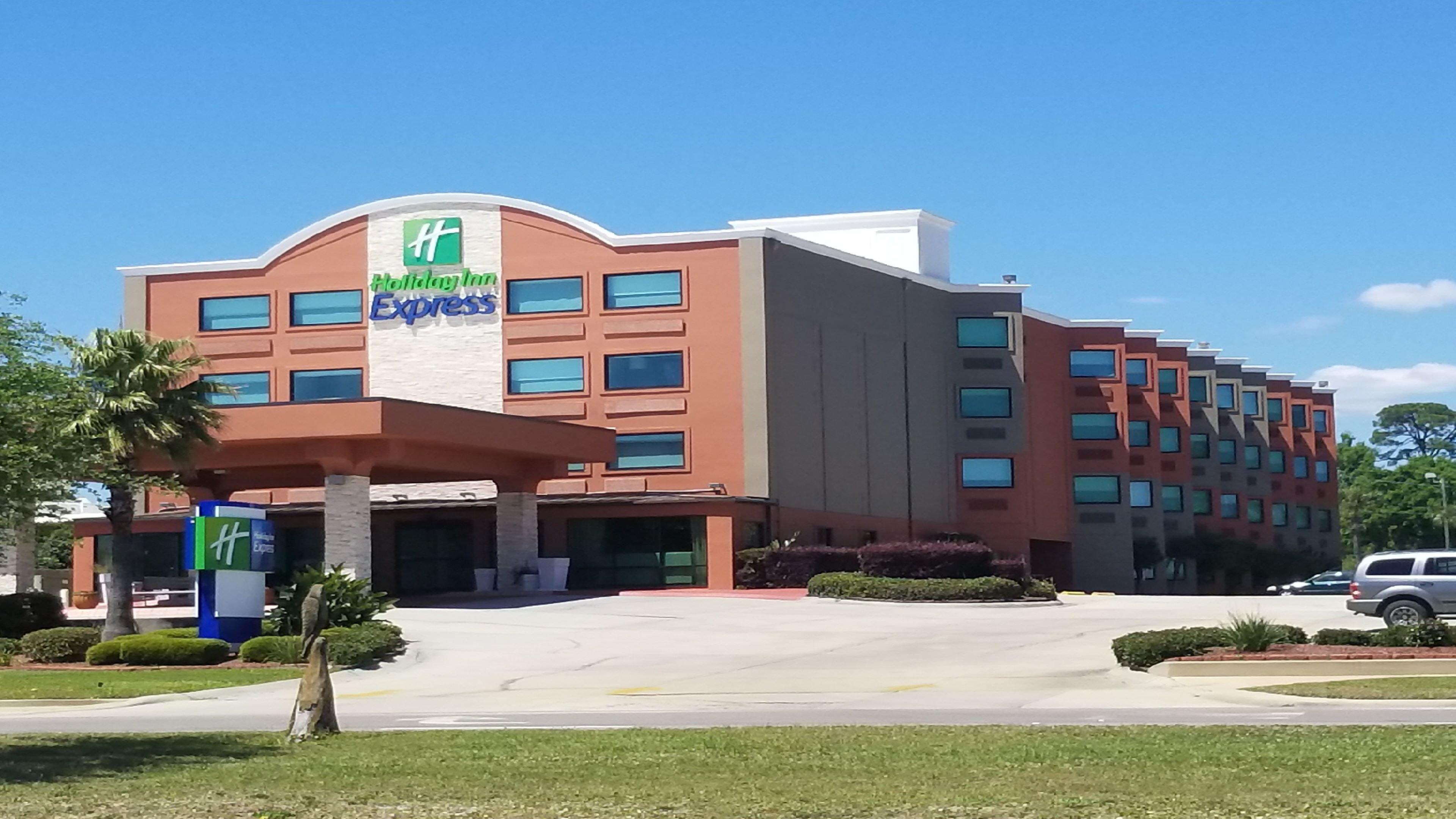 Holiday Inn Express - Biloxi - Beach Blvd By Ihg Exterior photo